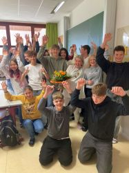 Stil Und Etikette   Marz 2024   08